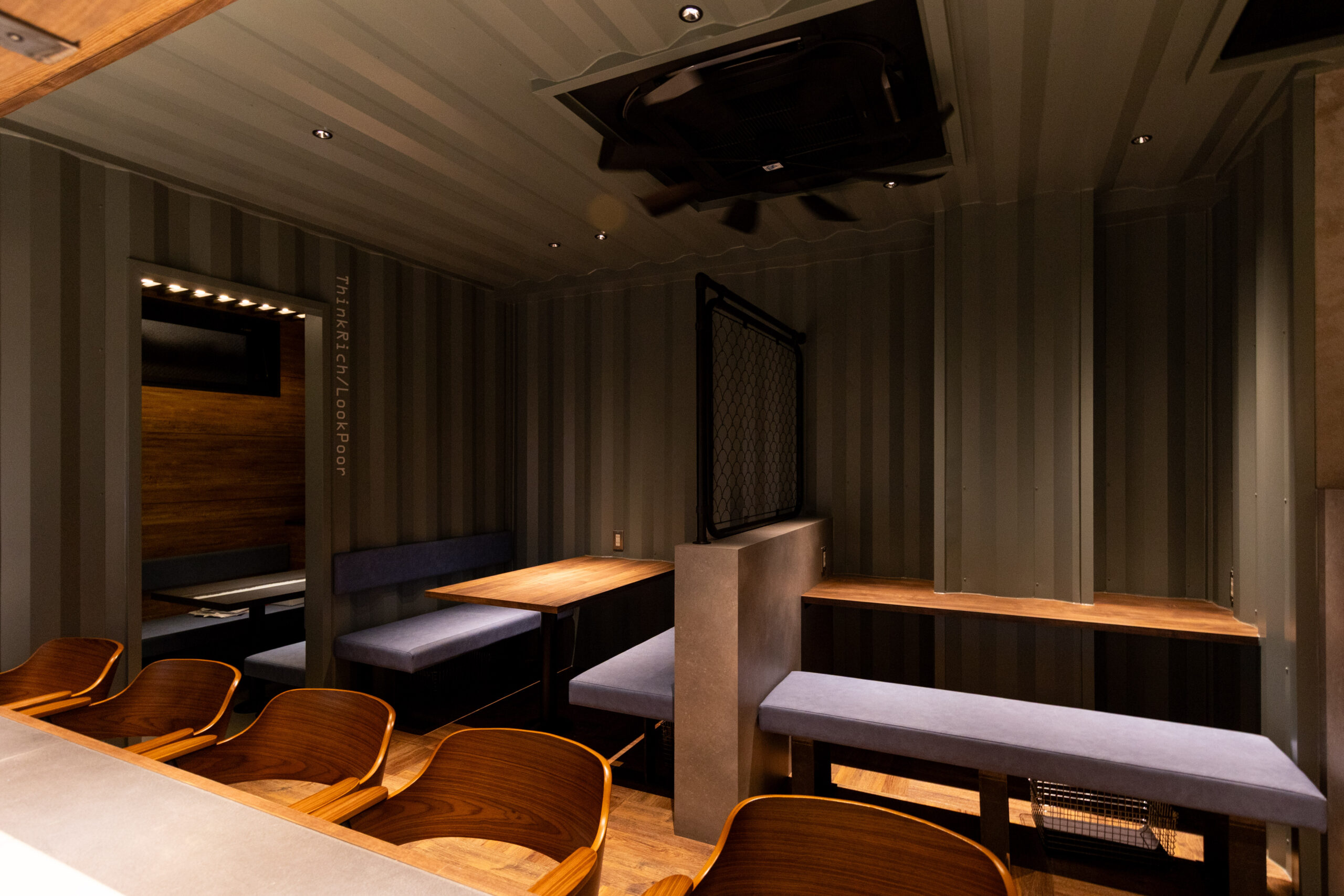 RIBS&KITCHEN wackwork